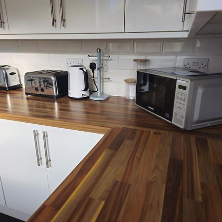 Delightful Room By Gloucester Road Μπρίστολ Εξωτερικό φωτογραφία