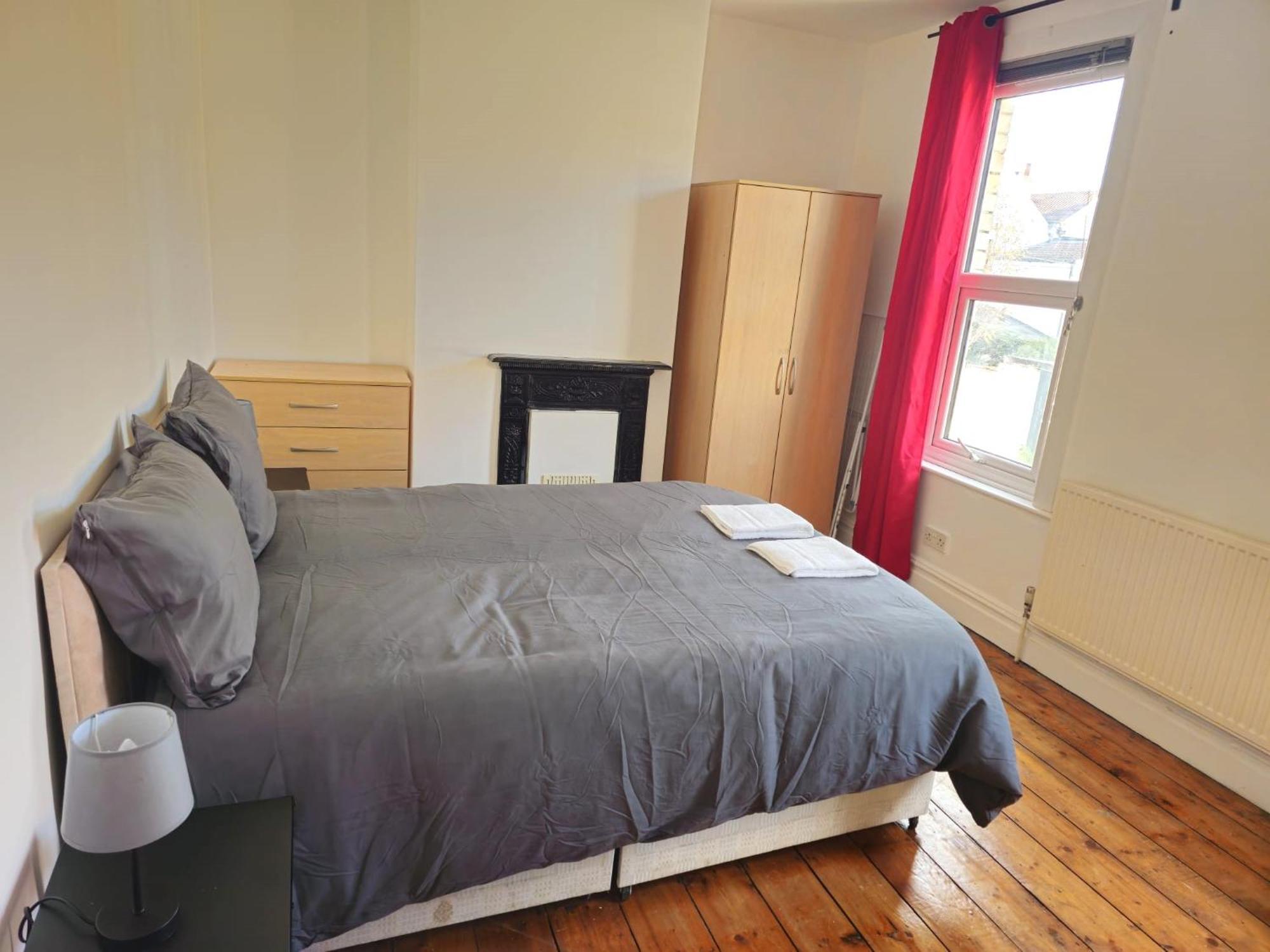 Delightful Room By Gloucester Road Μπρίστολ Εξωτερικό φωτογραφία
